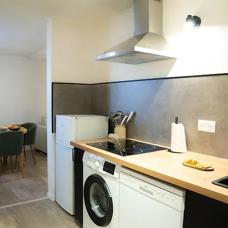 Centre, 2 Chambres, Ideal Pour Famille * Ιέρ